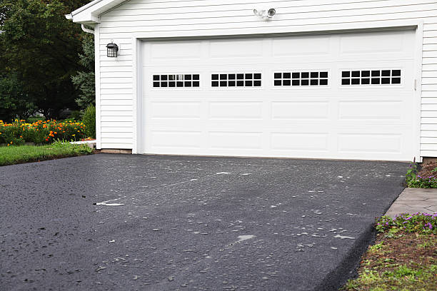 Best Custom Siding Design  in Independent Hill, VA